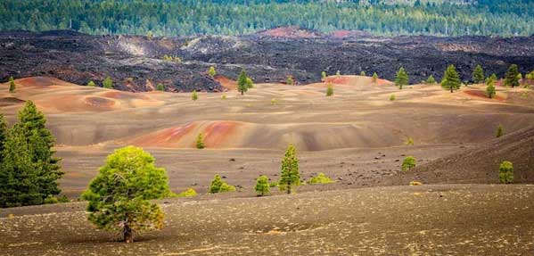 تپه‌ های شنی رنگارنگ پارک ملی لاسن کالیفرنیا