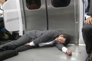 خواب روزانه کارمندان ژاپنی