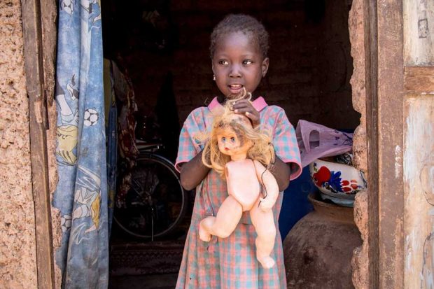 تفاوت اسباب بازی های کودکان در خانواده های با سطوح درآمد مختلف به روایت تصویر