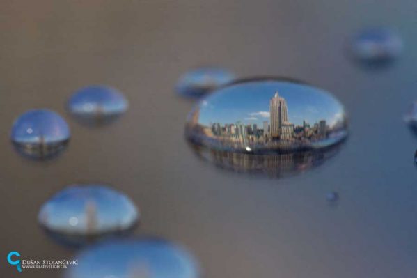 تصاویری از نمای شهر ها در قطره های آب