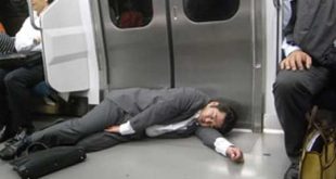 خواب روزانه کارمندان ژاپنی